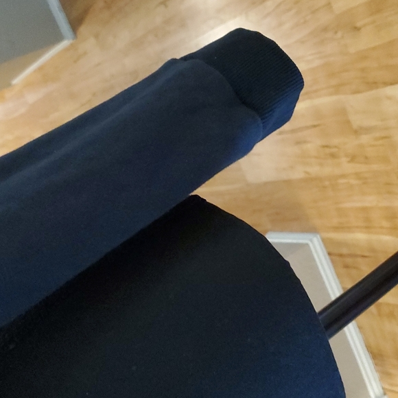 Adidas Crop Top Hoodie - Picture 4 of 9